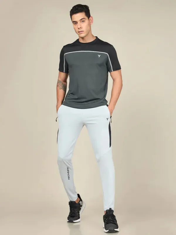 Men Colorblock Slim Fit Crew Neck T-shirt with TECHNO COOL 