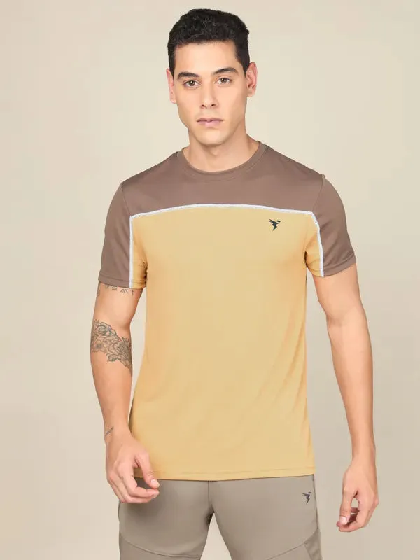 Men Colorblock Slim Fit Crew Neck T-shirt with TECHNO COOL 