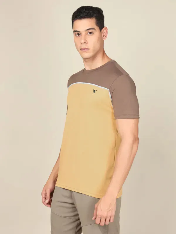 Men Colorblock Slim Fit Crew Neck T-shirt with TECHNO COOL 