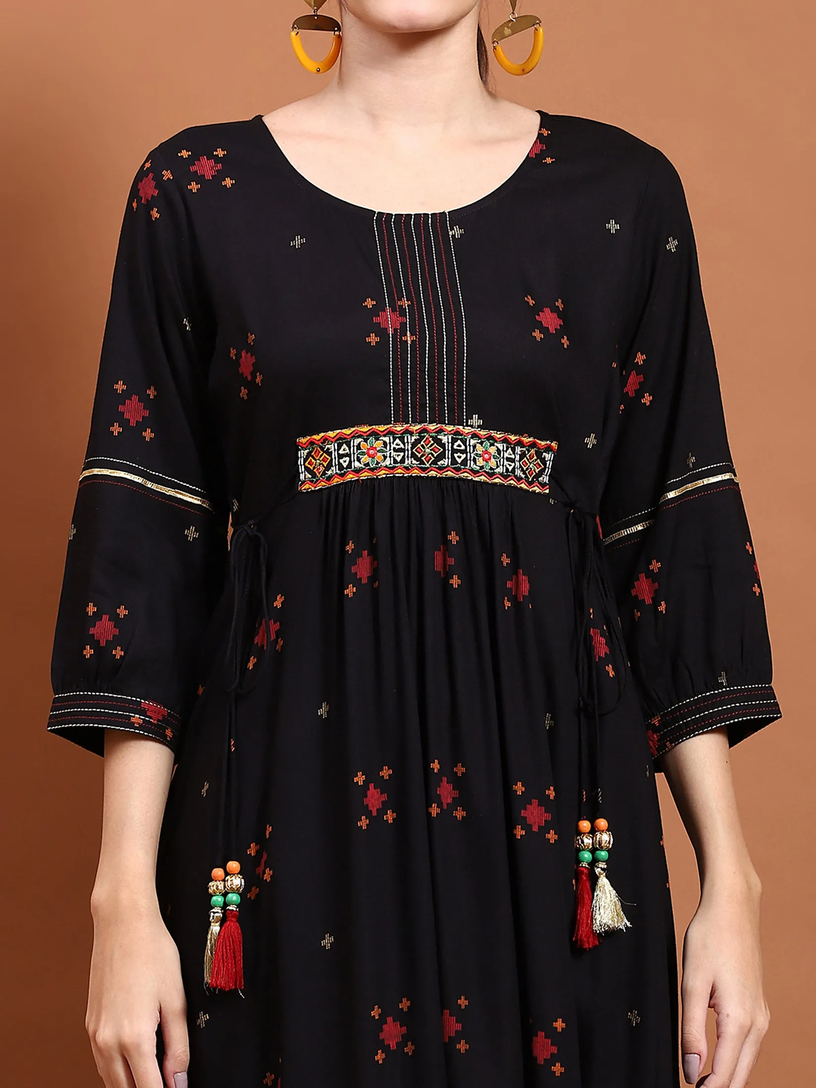 Women Black Geometric Print Dress